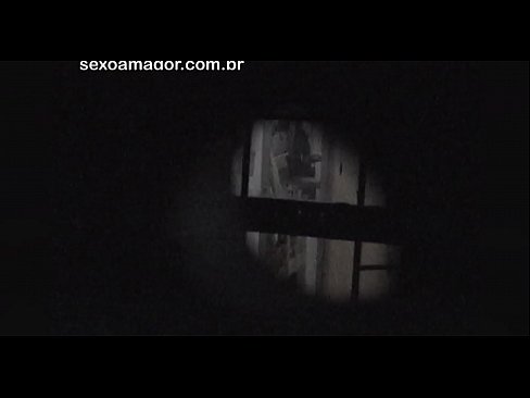 ❤️ Szőke lányt titokban videóra vette a környékbeli kukkoló, aki üreges téglák mögé rejtőzött ️ Szép pornó at hu.eggporncomics.ru ❤